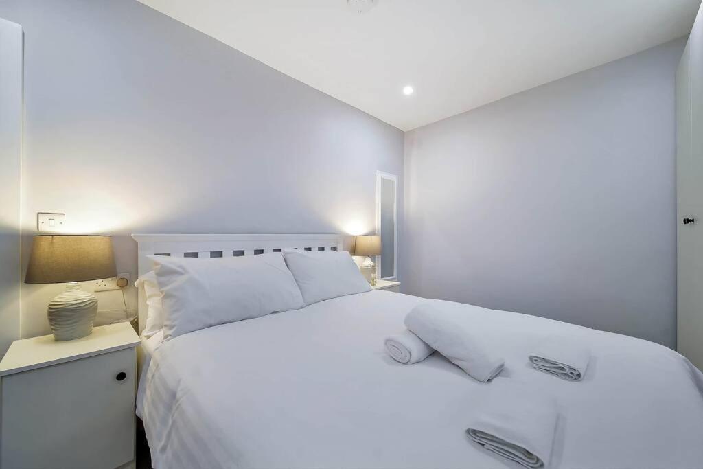 Ardoyne Lodge 'Sleeping 4 Guests' Белфаст Экстерьер фото